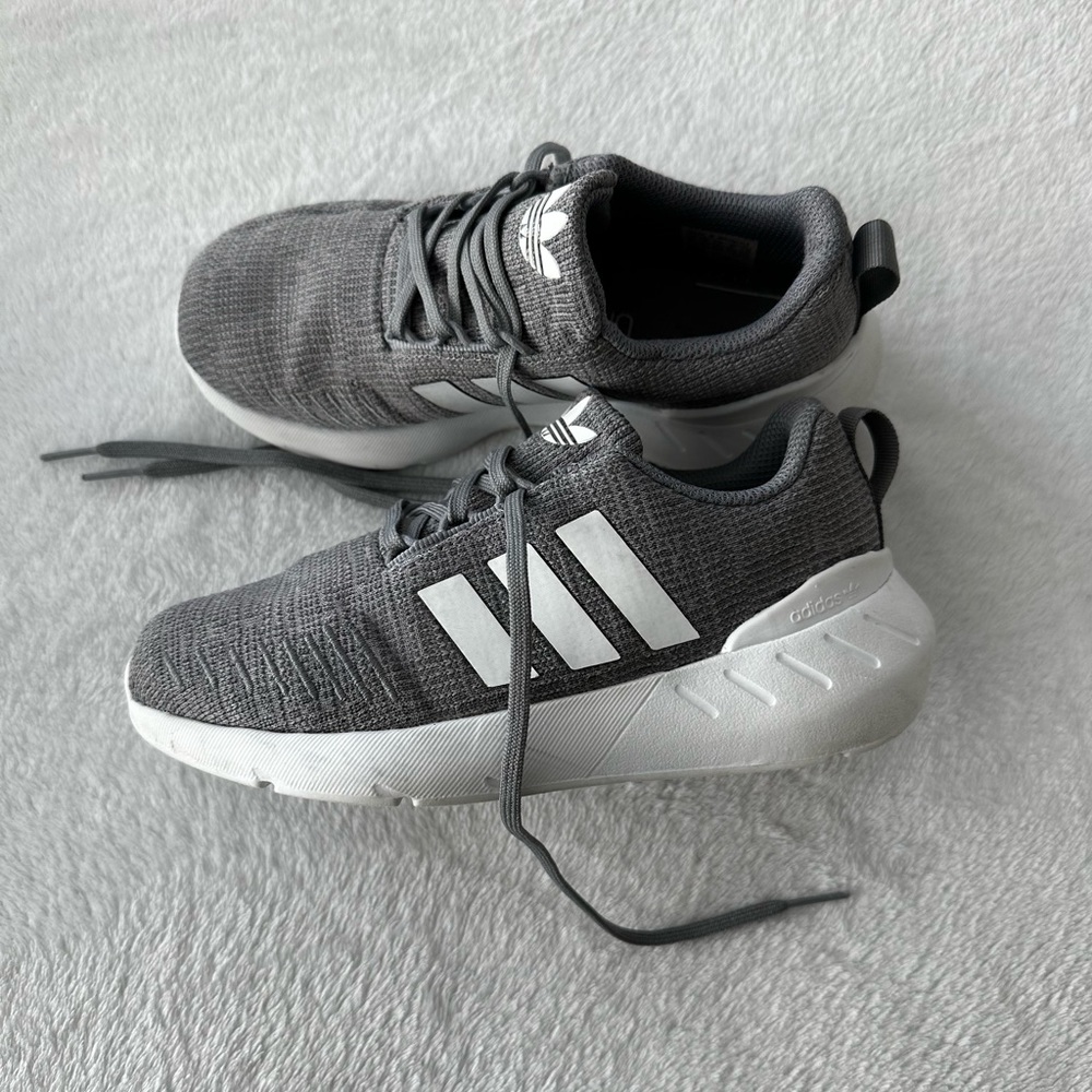 Grey Boy’s Adidas sneaker Size 2